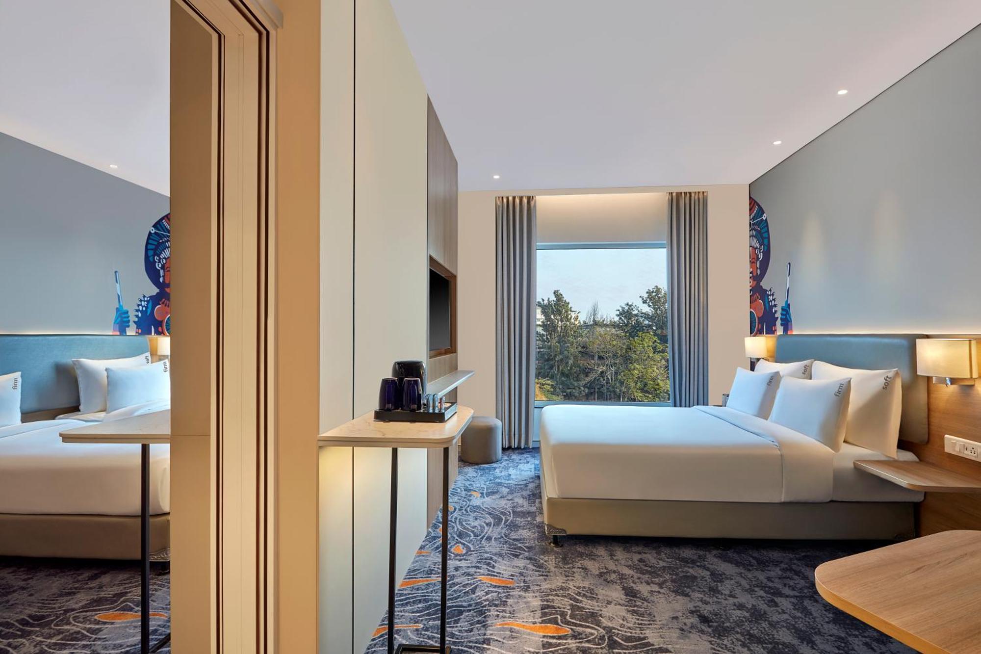 Holiday Inn Express Bengaluru Bommasandra By Ihg Kammasandra Esterno foto