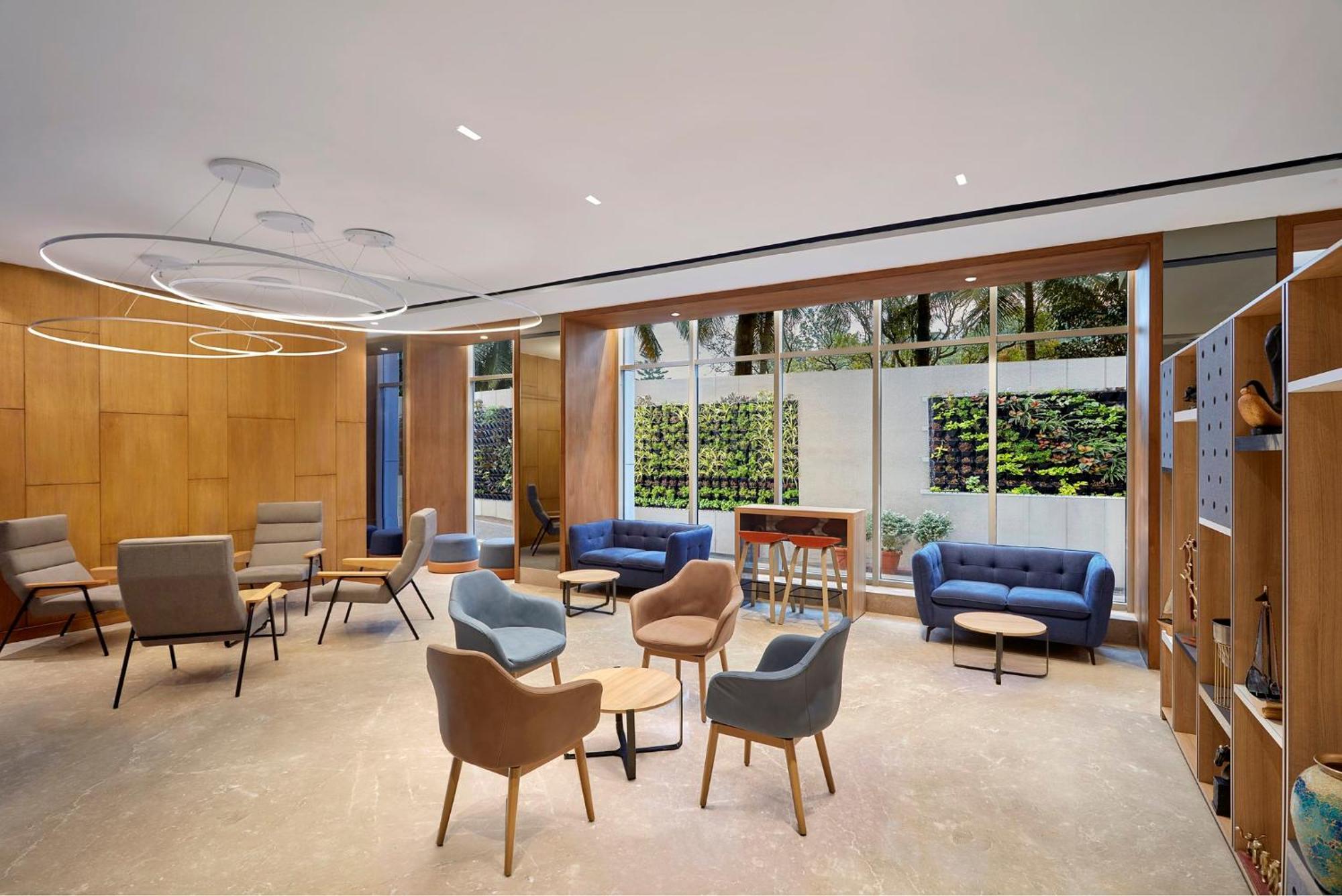 Holiday Inn Express Bengaluru Bommasandra By Ihg Kammasandra Esterno foto